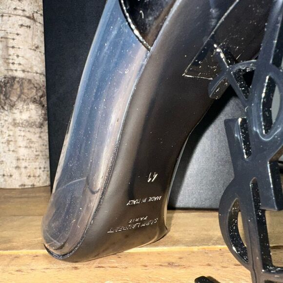 Saint Laurent PVC Pumps - Picture 6 of 11